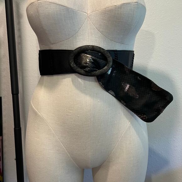 Chi Designed by Carlos Falchi Black Genuine Leather Snake Skin Belt Free Size - Picture 3 of 14